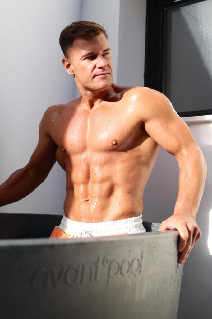 Rob Lipsett, fitness influencer, using a C11 ice bath